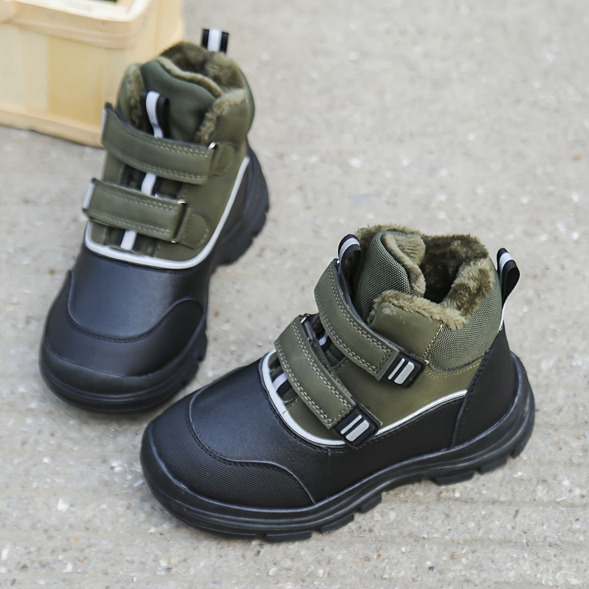 Boy's Snow Boots, Warm Fleece Cozy Non-slip Ankle Boots Plush Comfy Outdoor Hiking Shoes Lined Trekking Shoes, Winter