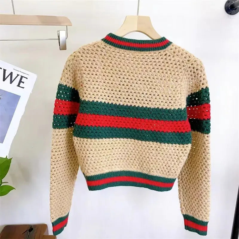 Designer embroidered letter pattern color blocking cut out knit sweater with a slim fit and slim fit, new top for autumn and winter