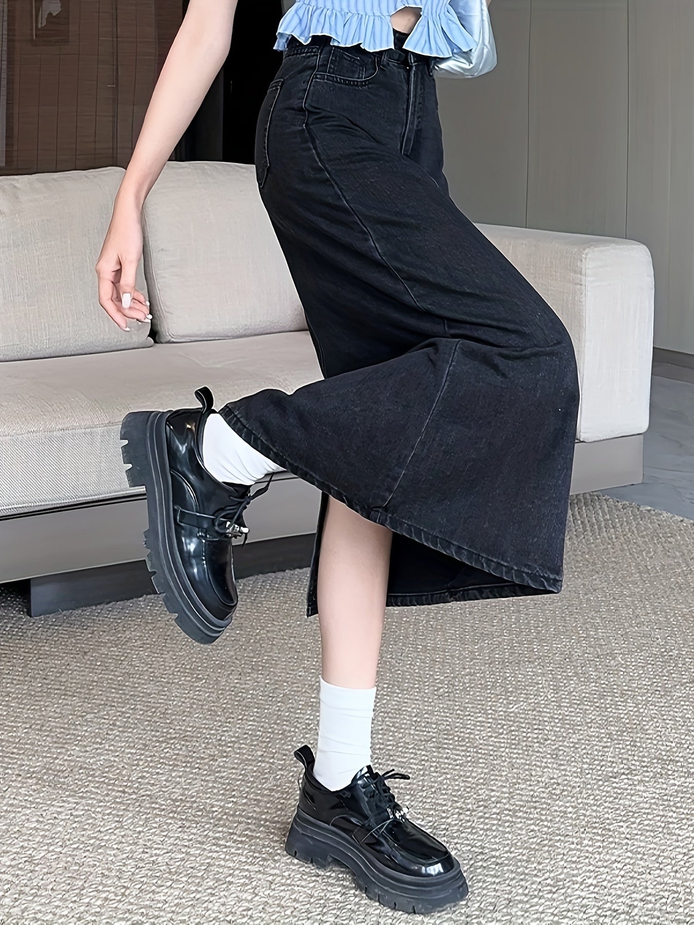 High Waisted Retro Style Midi Denim Skirt for Women - Loose Fit, Plain Black Color, Versatile and Chic