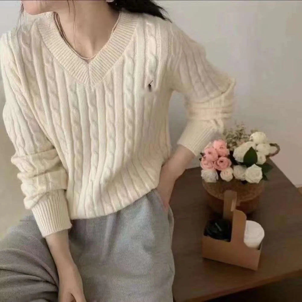 Designer Women Shirt Men's S Wear Women's Original Quality Versatile Slim Style Pony Sweater Tidy Soft Waxy Fried Dough Twists V-neck Knitwear