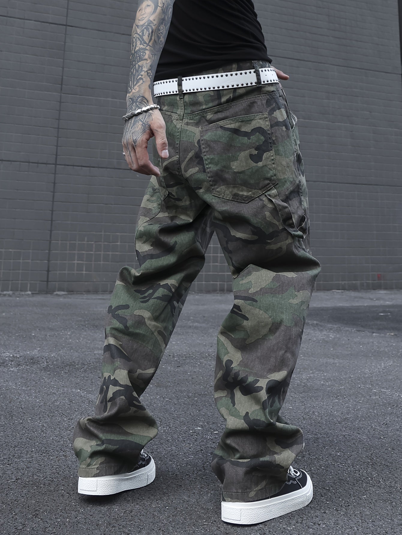 Men's Casual Camouflage Print Denim Jeans, Loose Fit Comfy Pants For Outdoor Activity