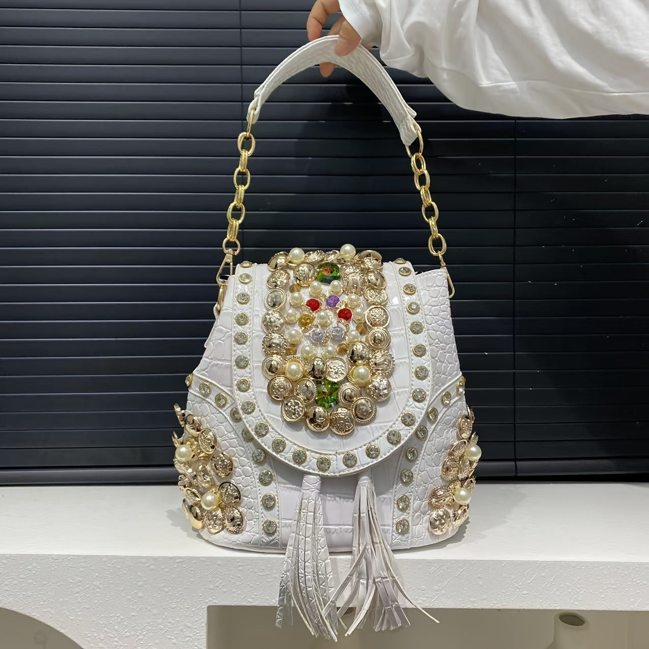 Luxurious Vintage Evening Clutch Bag - Rhinestone Embellished, Drawstring Closure, Detachable Shoulder Strap, Single Shoulder Design, Perfect for Formal Occasions