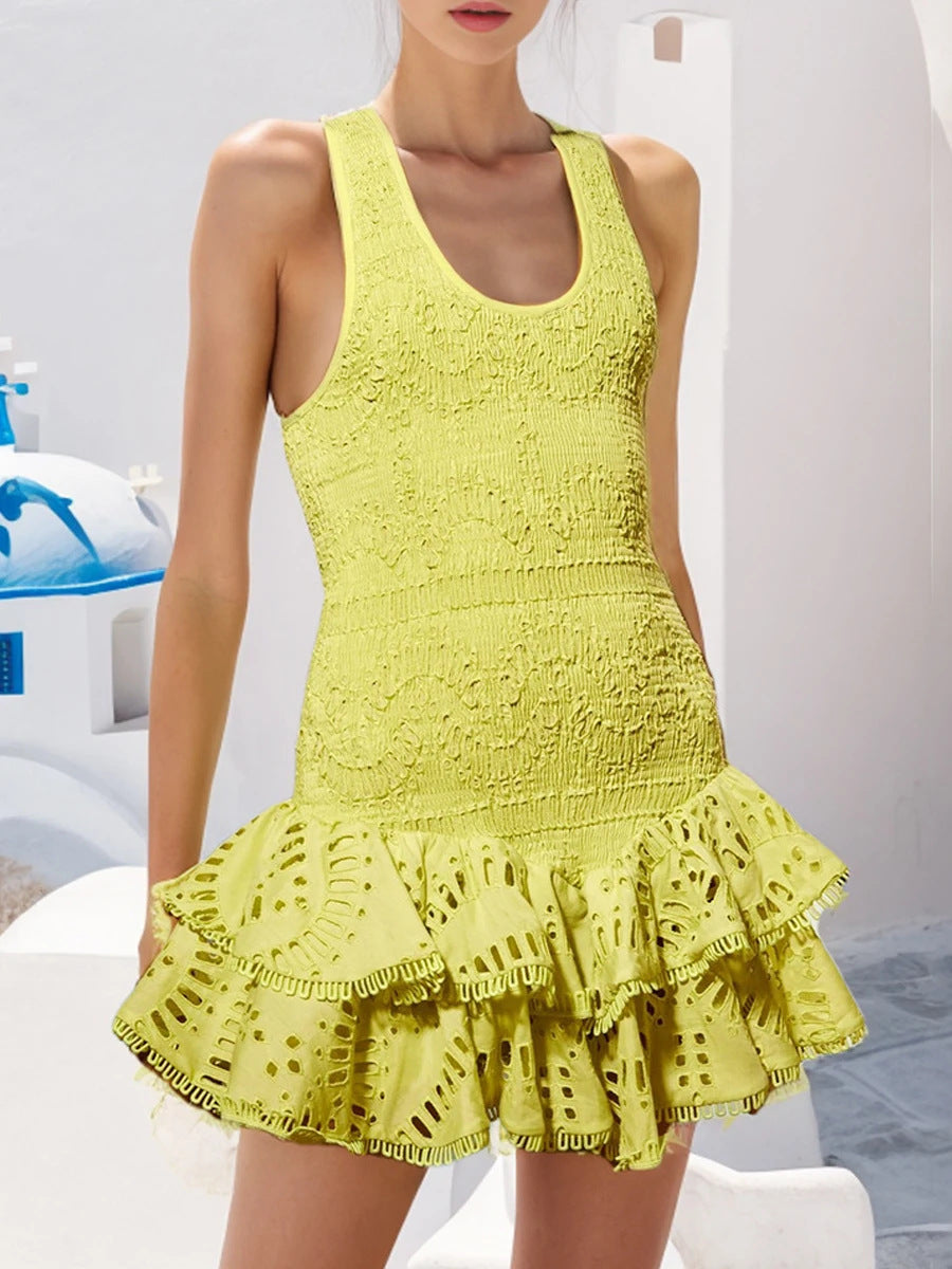 IKEARLAX European and American Sweet and Sexy Style  Spring New Elastic Waist Pleated Design Ruffled Short Sling Dress