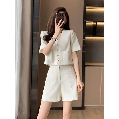 Classic Style G Sense Suit Women's Summer  New Small Creamy-white Top Wide Leg Shorts Two-Piece Set