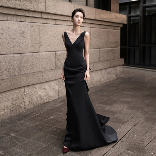 IKEARLAX  European and American Banquet Evening Dress  New V-neck Black Dress Light Luxury Socialite Temperament Slim Fit Fishtail Gown