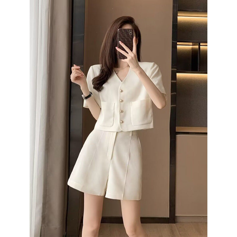 Classic Style G Sense Suit Women's Summer  New Small Creamy-white Top Wide Leg Shorts Two-Piece Set