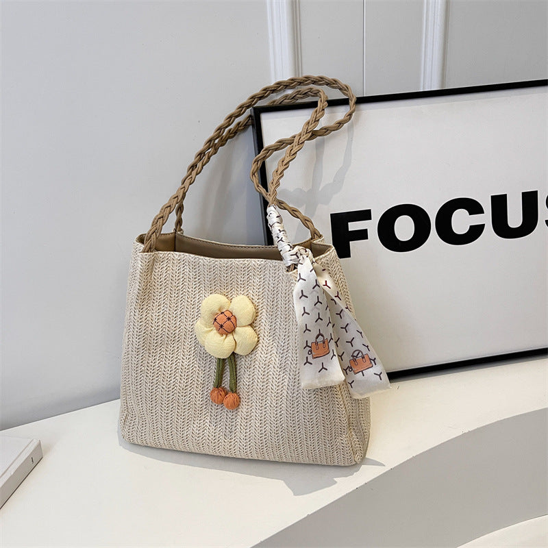 Niche Woven Bucket Bags  New Class Commuter Tote Women's Large Capacity Vacation Shoulder Straw Bag