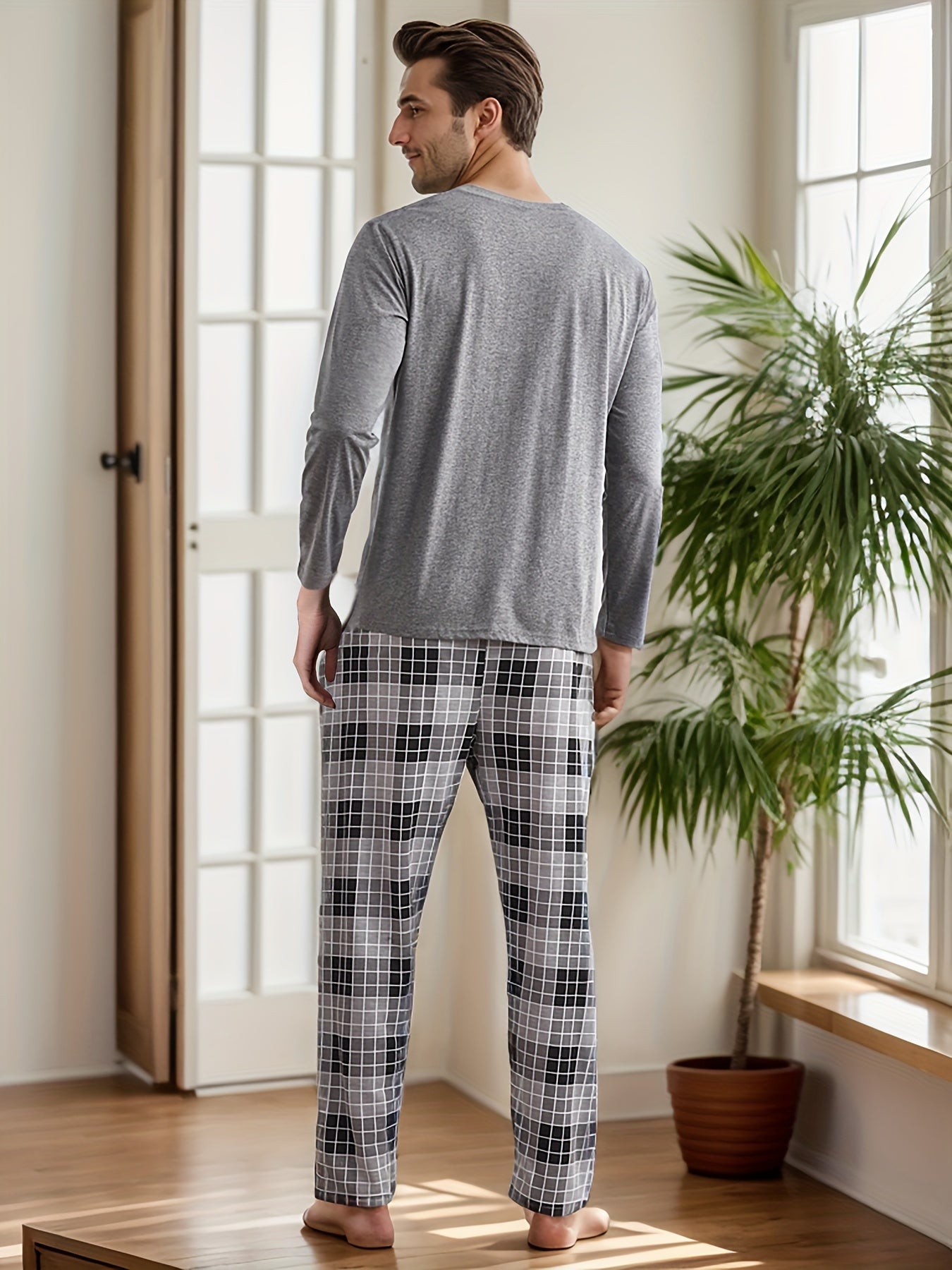 2 Pcs Men's Simple Plaid Pocket Round Neck Long Sleeve & Plaid Trousers Casual Pajama Set, Comfortable & Skin-friendly Style Pajamas For Men's Cozy Loungewear