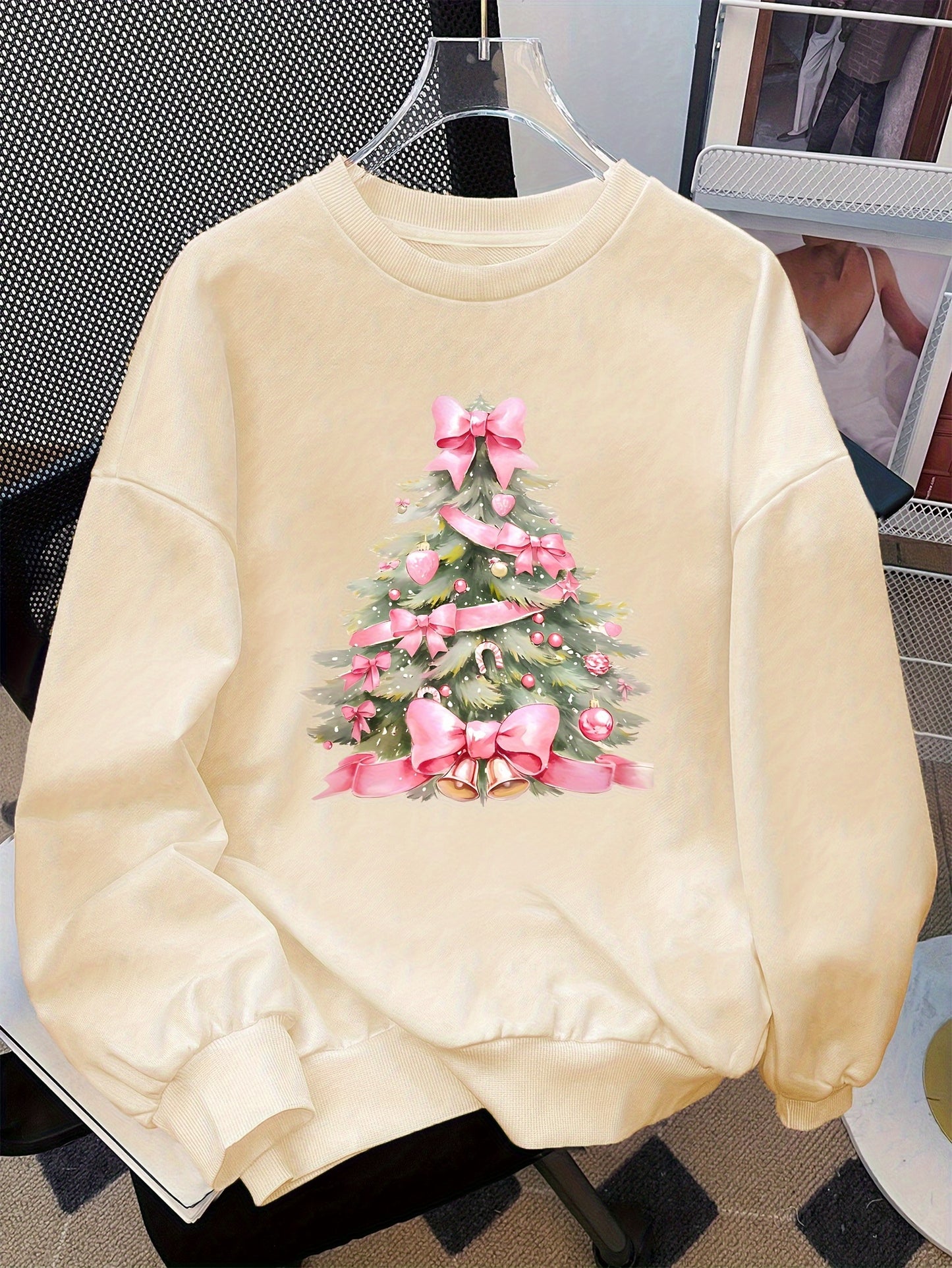 Regular Fit Machine Washable Christmas Tree Print Girl's Casual Long Sleeve Crew Neck Sweatshirt