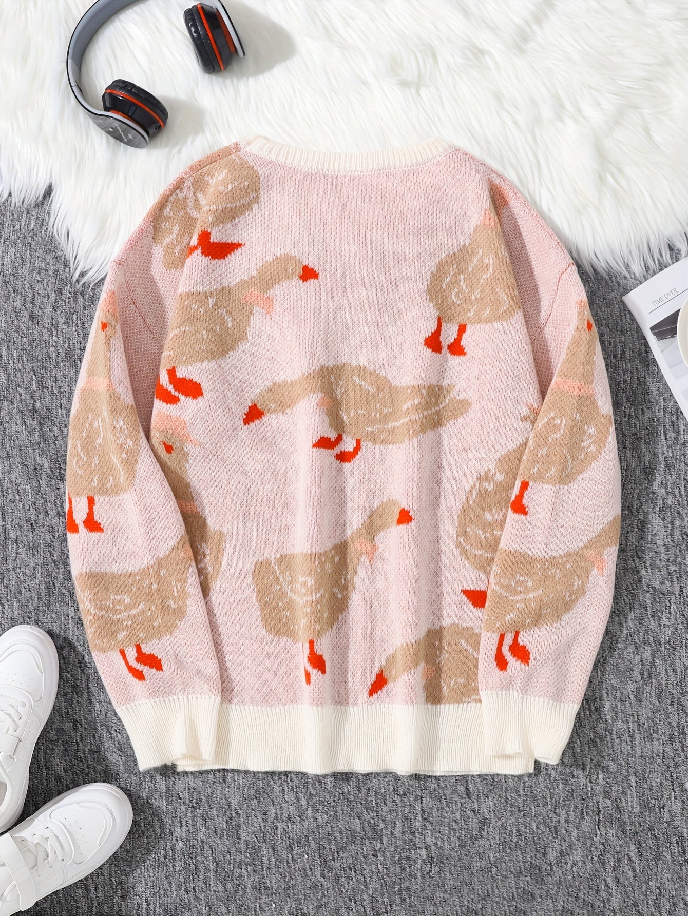 Mens Long Sleeve Cartoon Goose Pattern Crew Neck Sweater - Soft Slight Stretch Polyester Fabric, Regular Fit, Hand Washable - Perfect for Casual Daily Wear in Spring and Fall