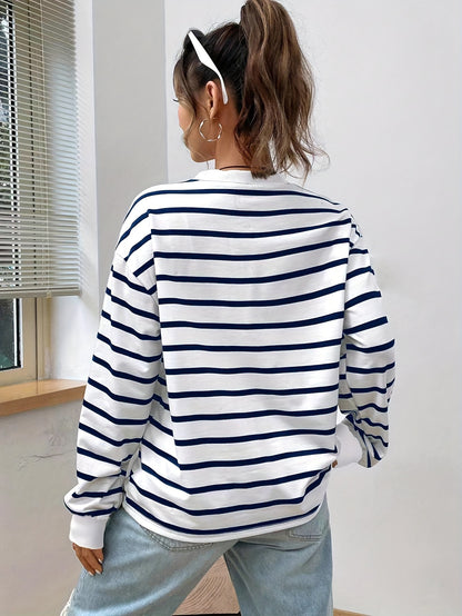 Chic Striped Pullover Sweater - Soft Crew Neck, Fashion Print, Warm Knit - Perfect for Womens Autumn & Winter Style