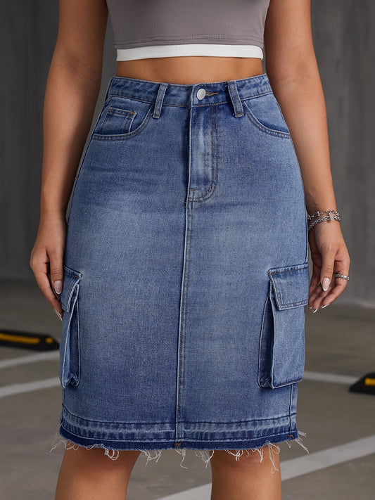 High Waist Retro Cargo Denim Skirt with Flap Pockets - Distressed Raw Hem & Trendy Plain Washed - For Fashion-Forward Womens Wardrobe - Premium Denim