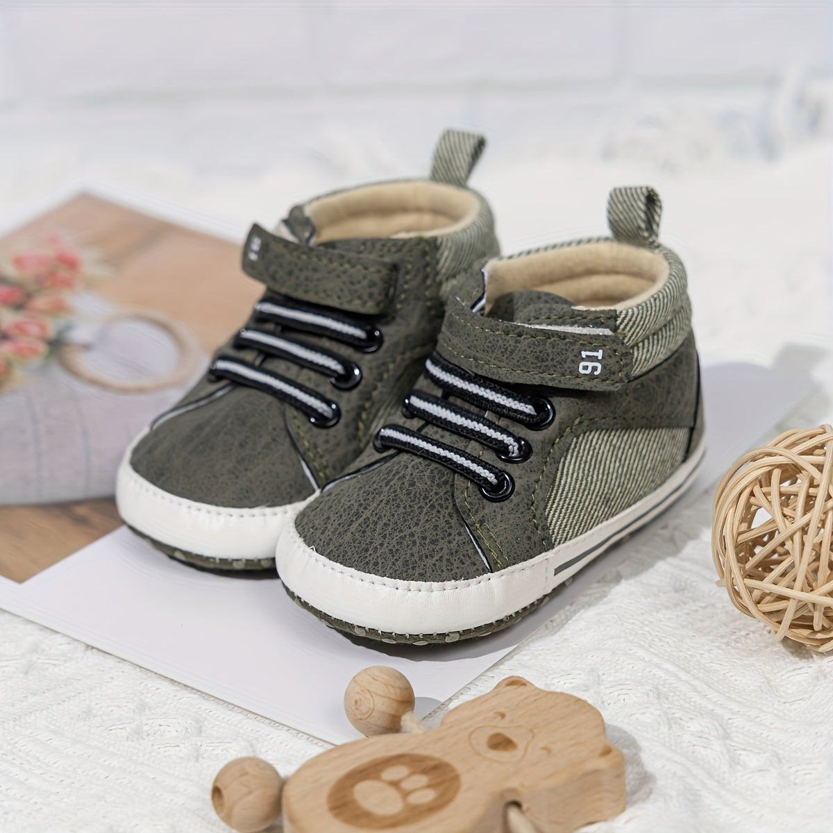 Ankle-High First-Walker Boots for Baby Boys - Soft, Non-Slip, Hook-and-Loop Fastener, Fabric Lining, Round Toe, PU Upper, Perfect for Indoor Walking, Fall and Winter Seasons